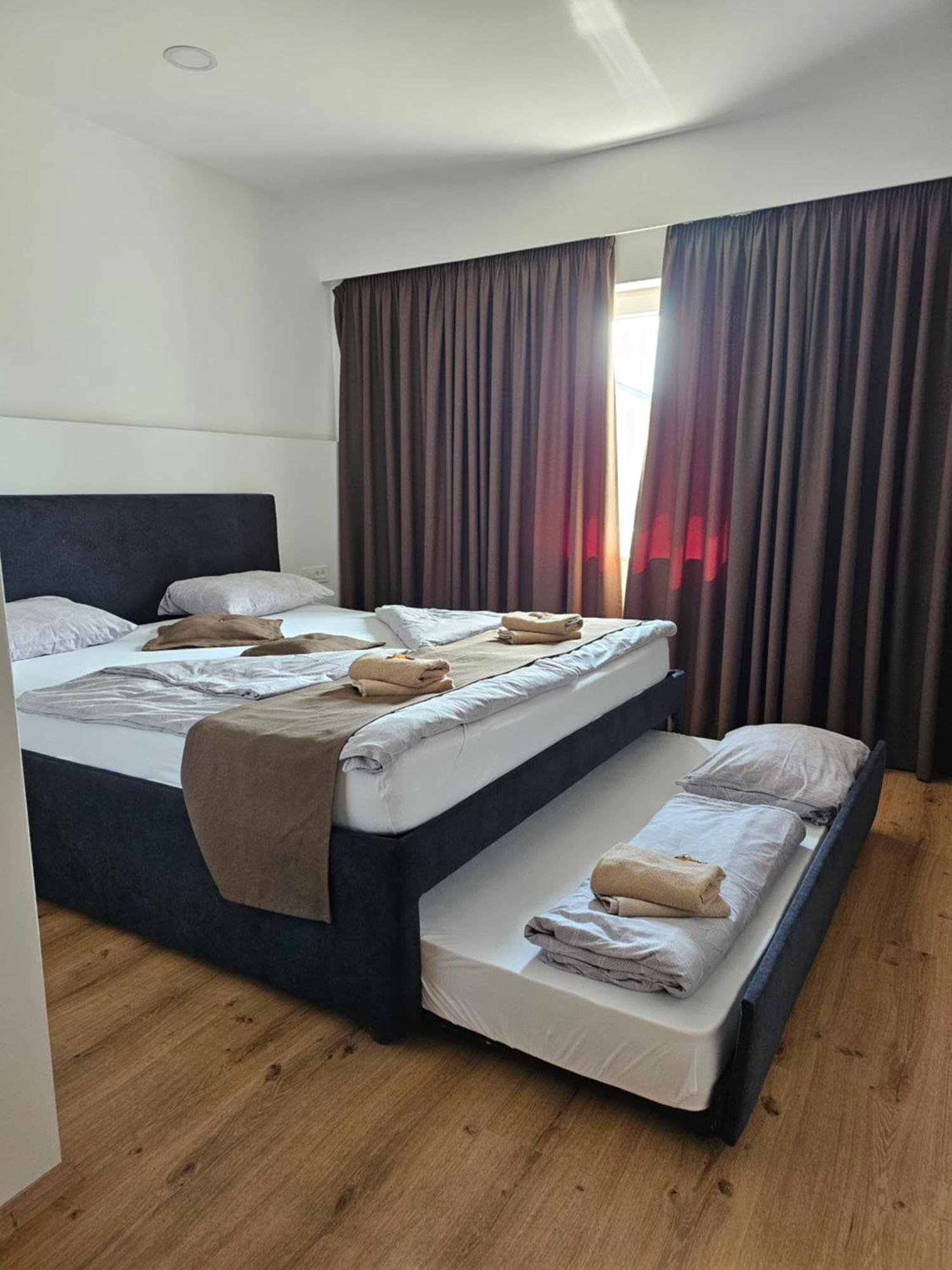 Hotel Murat 프루이 외부 사진